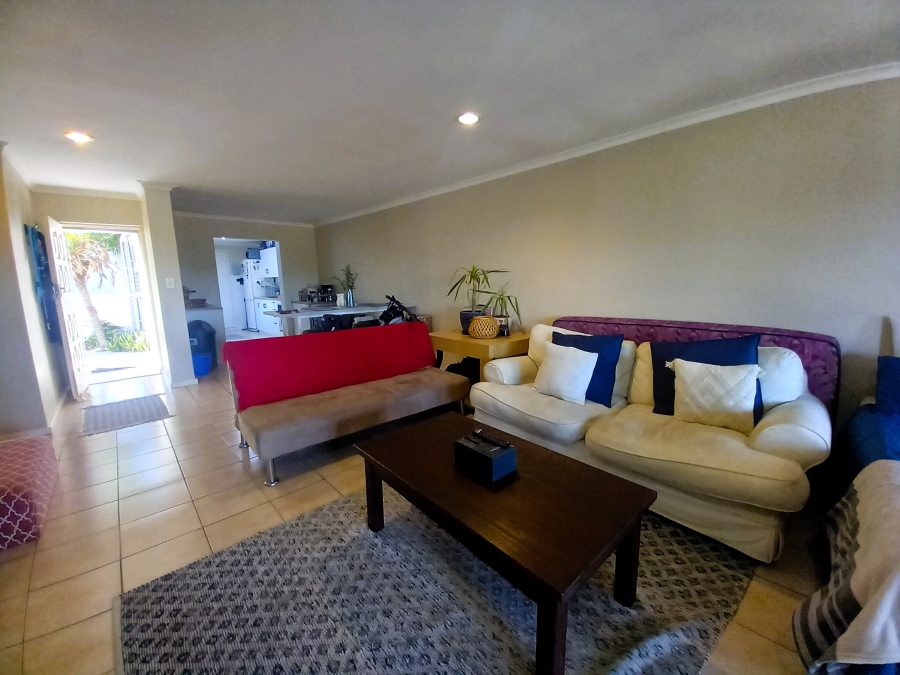 To Let 2 Bedroom Property for Rent in Goedemoed Western Cape